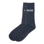 Une paire de chaussettes paillettes frileuse